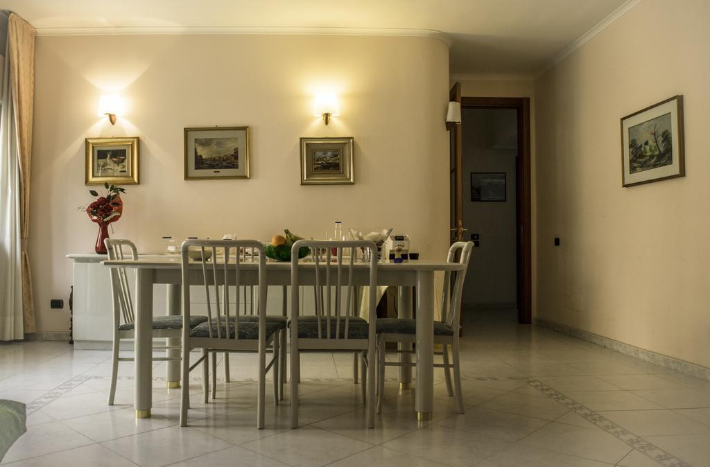 Апартаменты La Casa Di Rosa Матера Экстерьер фото